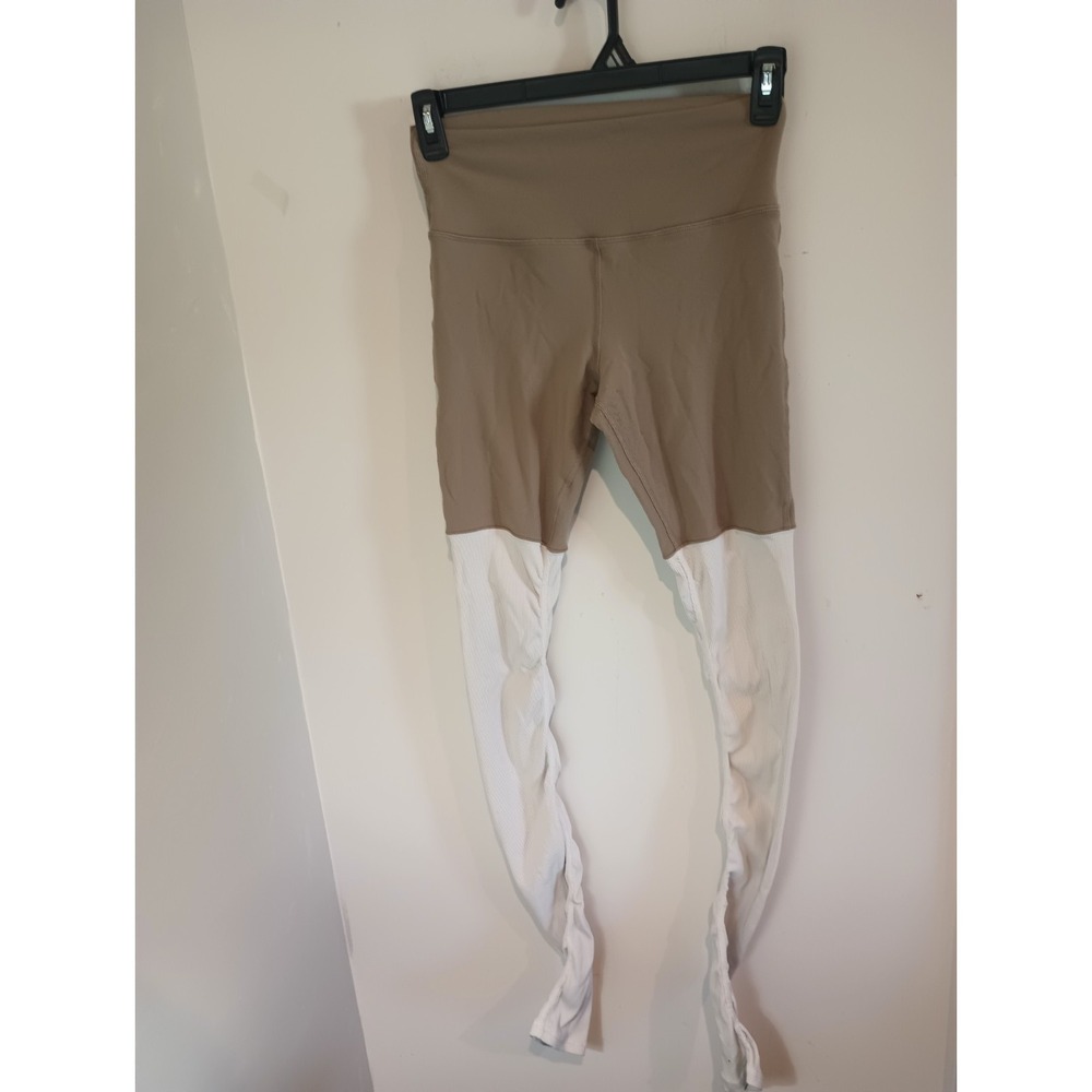 Alo Yoga High Waist Goddess Leggings Tan White Colorblock Ribbed Scrunch Leg